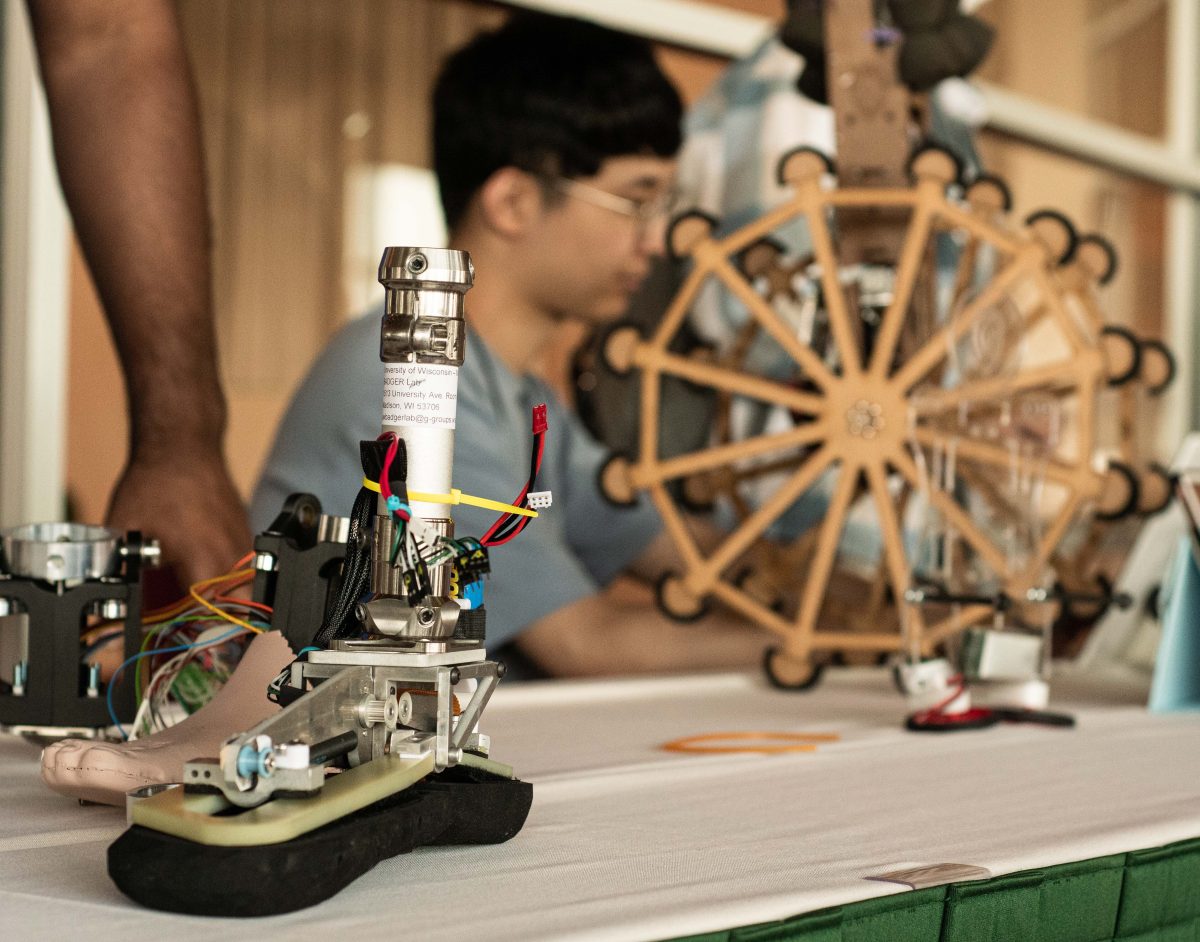 UW BADGER Lab hosted Dynamic Walking 2022 UW BADGER Lab UWMadison